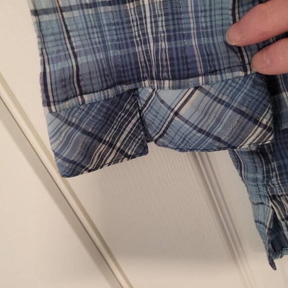 Women's blue plaid crinkle cotton top - 3/4 sleeve- no ironing. Fits size Large - Picture 3 of 4